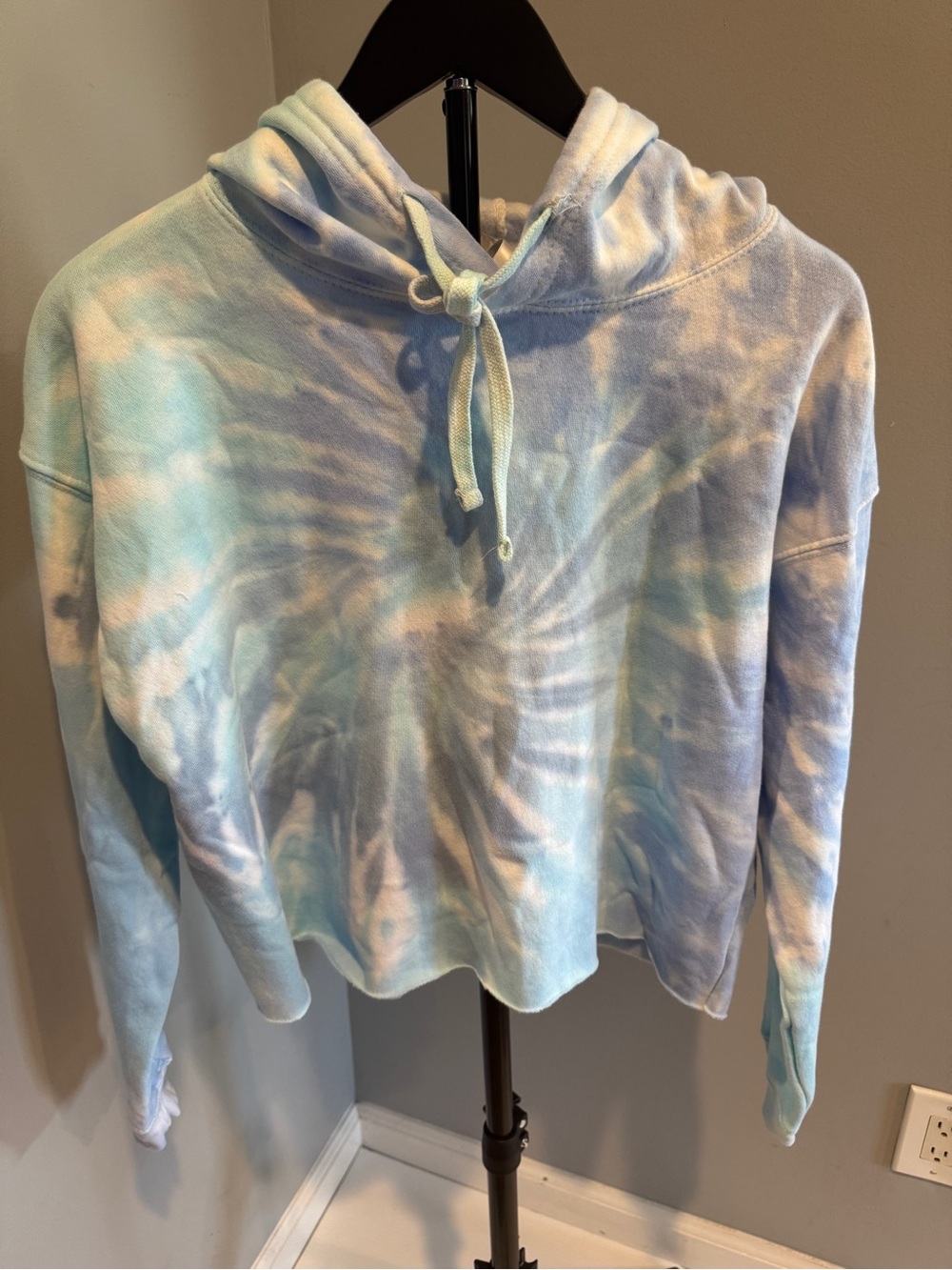 Women’s Blue Aqua Tie Dye Cropped Hoodie Sweatshirt 80% Cotton Size M